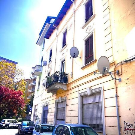 Appartamento Luxury Carrara Mailand Exterior foto