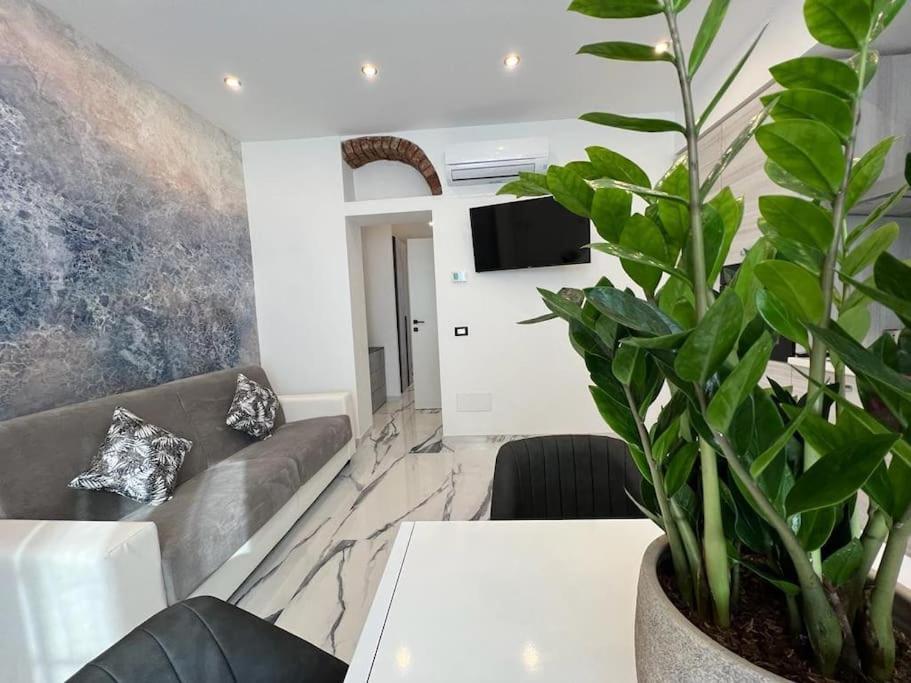 Appartamento Luxury Carrara Mailand Exterior foto