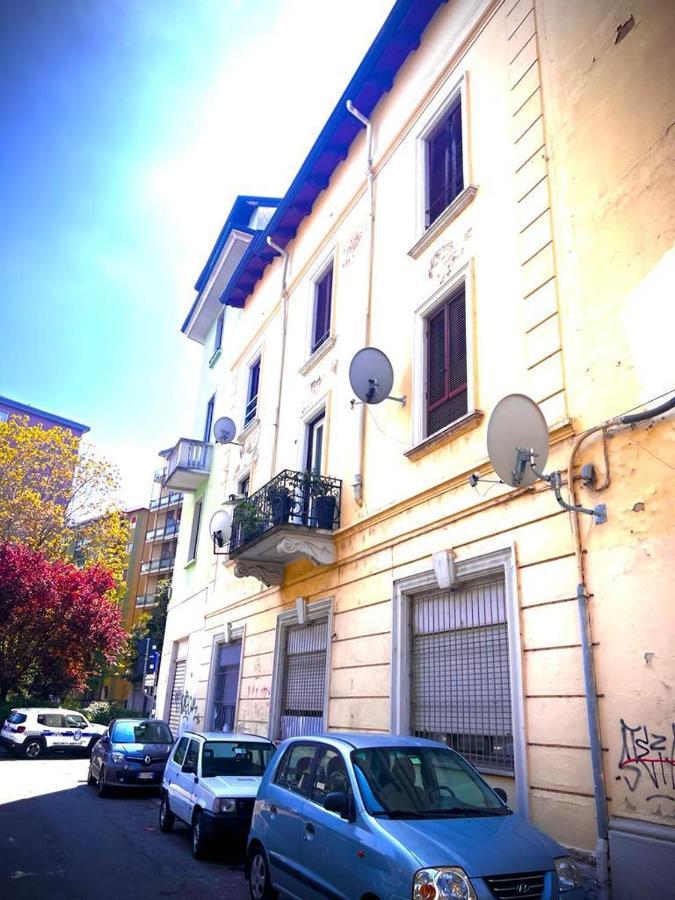 Appartamento Luxury Carrara Mailand Exterior foto